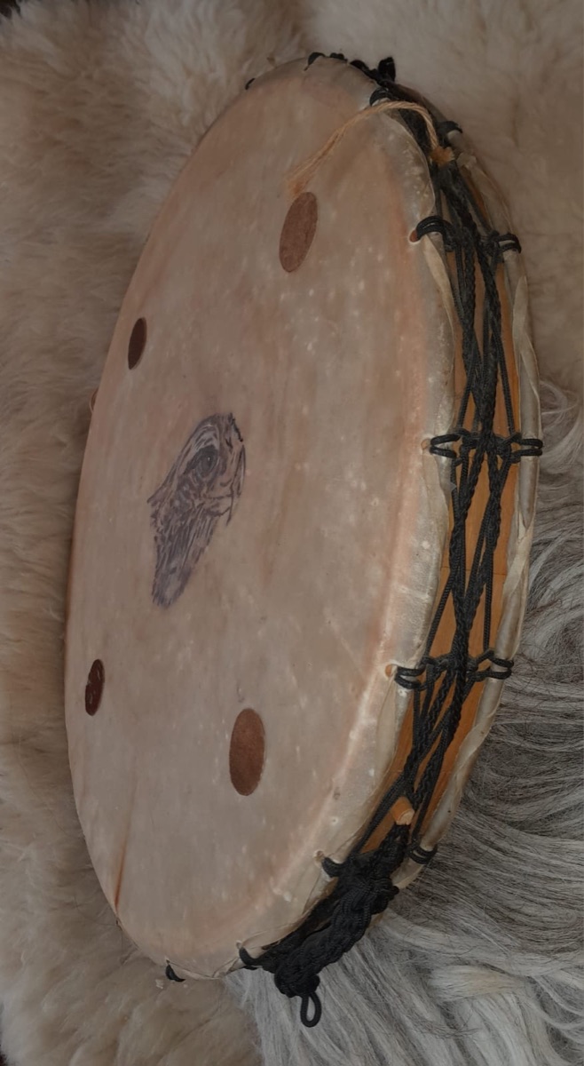 Neem contact op met Jack en hij kan je de drum laten horen.